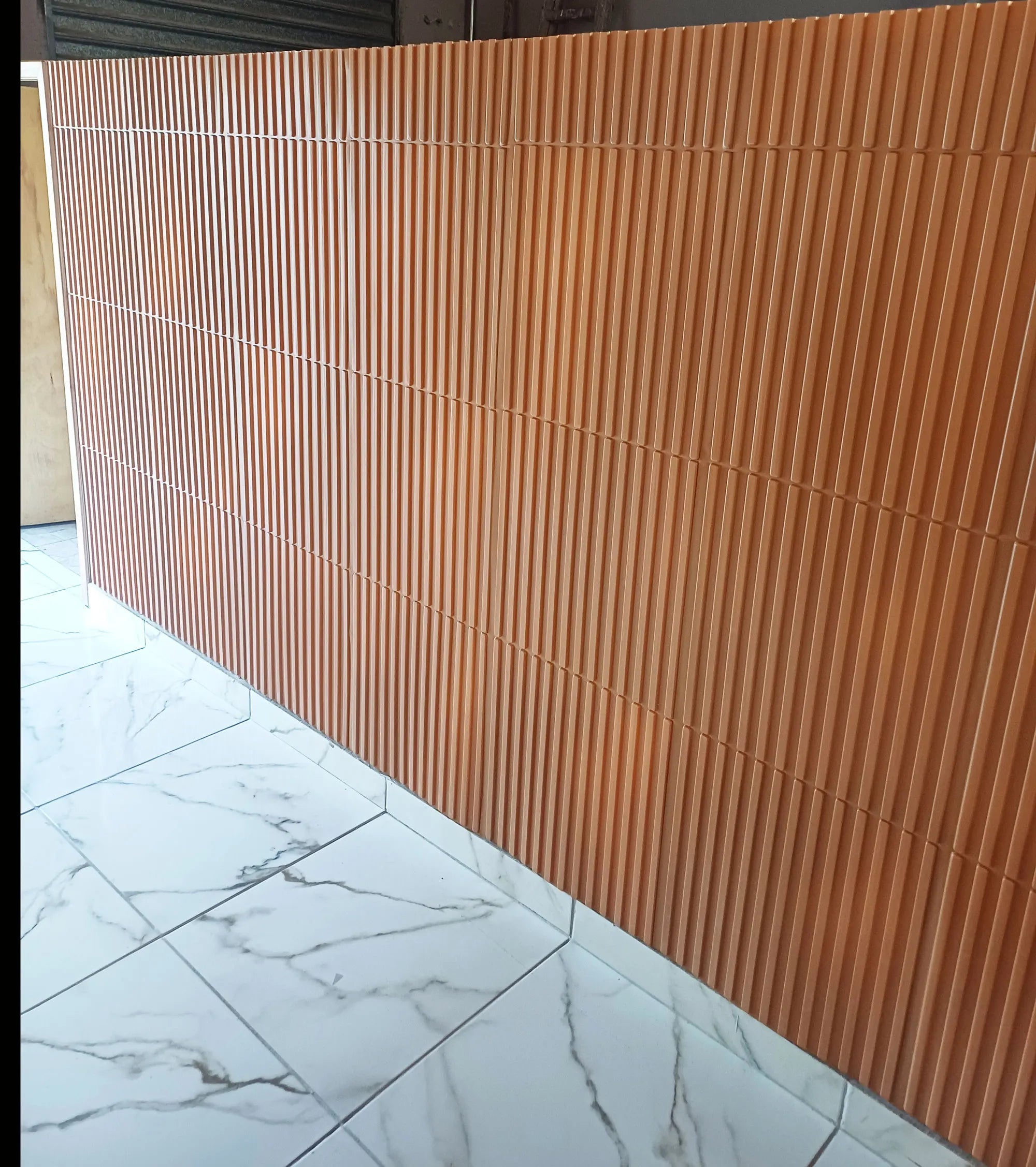 Kit C/ 10 Plates 51x51 High Wall Coating Embossed 3D Panel Ripped 2,5 m² (without adhesive) Brown-Freijo